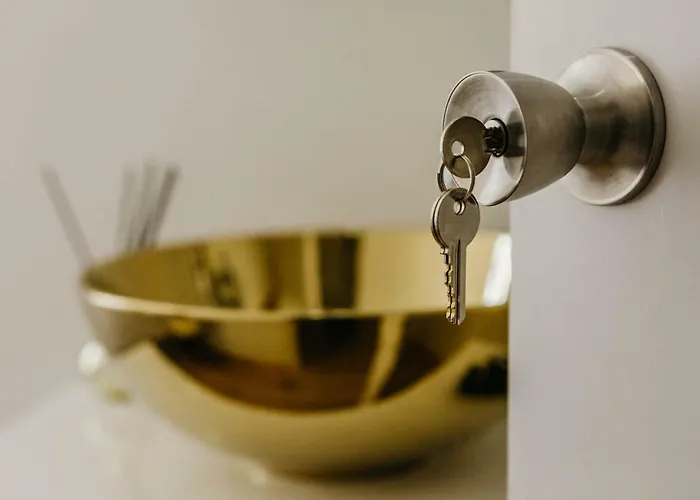 Πανσιόν Casa Roaz 3*