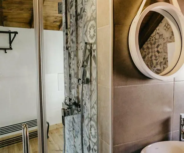 Casa Roaz Πανσιόν 3*